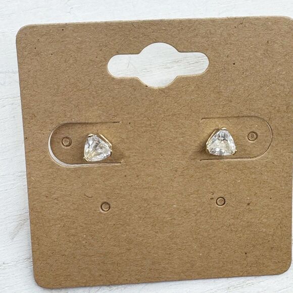14k Yellow Gold Triangular Stud Earrings CZ Cubic Zirconia Classic Minimalist - Picture 10 of 16